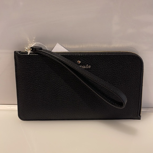 Kate Spade Medium Lucy L-Zip Wristlet Pebble Leather 
COLOR:
Black 
NWT - Picture 6 of 16